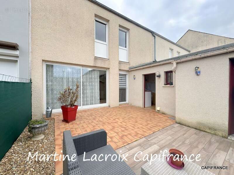 Maison à LA FERTE-BERNARD