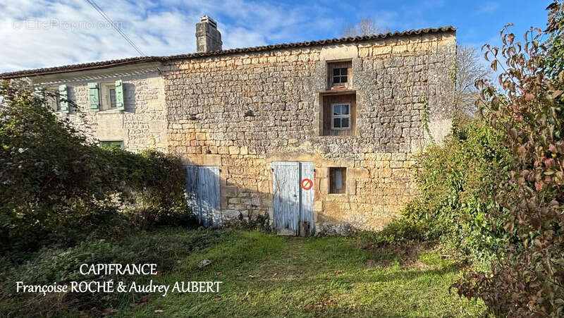 Maison à PORT-D'ENVAUX