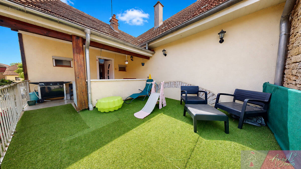 Appartement à GENDREY