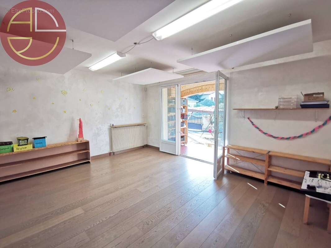 Commerce à CASTANET-TOLOSAN