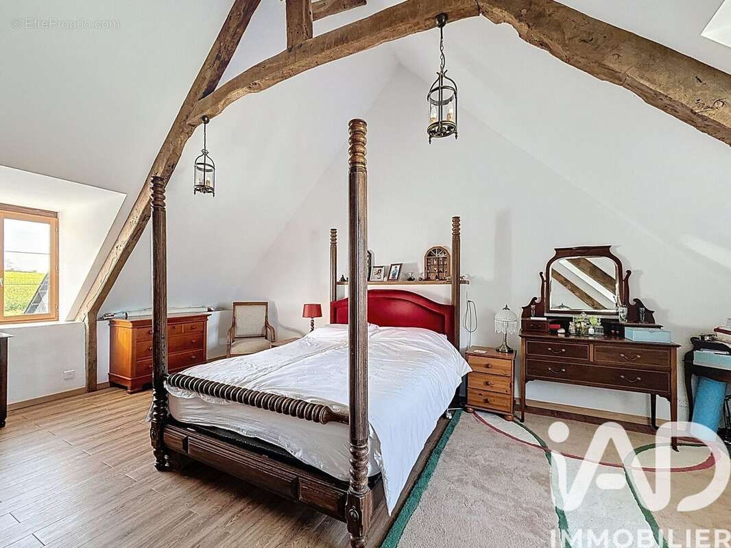 Maison 217 m² à Ruca  - photo 3