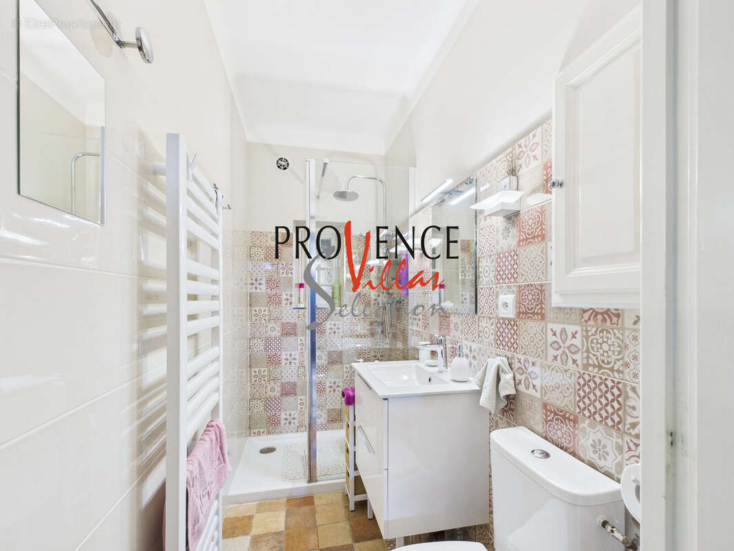 Maison à SAINT-ETIENNE-DU-GRES