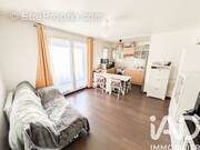 Photo 1 - Appartement à SAINT-THIBAULT-DES-VIGNES