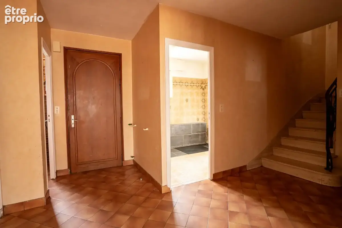 A vendre à Concarneau - Maison familiale à rénover sur terrain de 1475 m² - photo 5