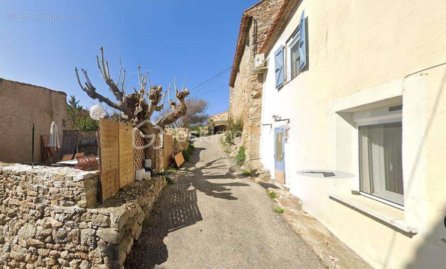 Maison à FONTJONCOUSE