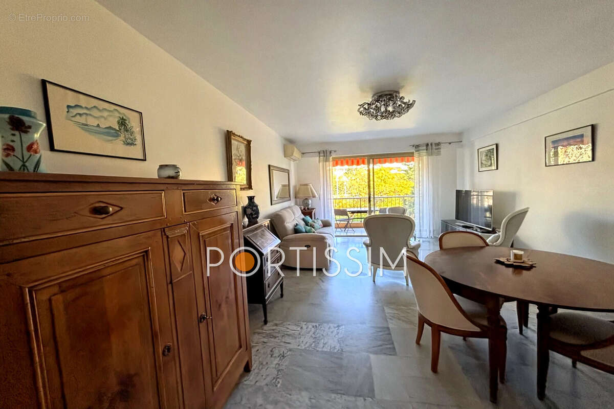 Appartement à CAGNES-SUR-MER