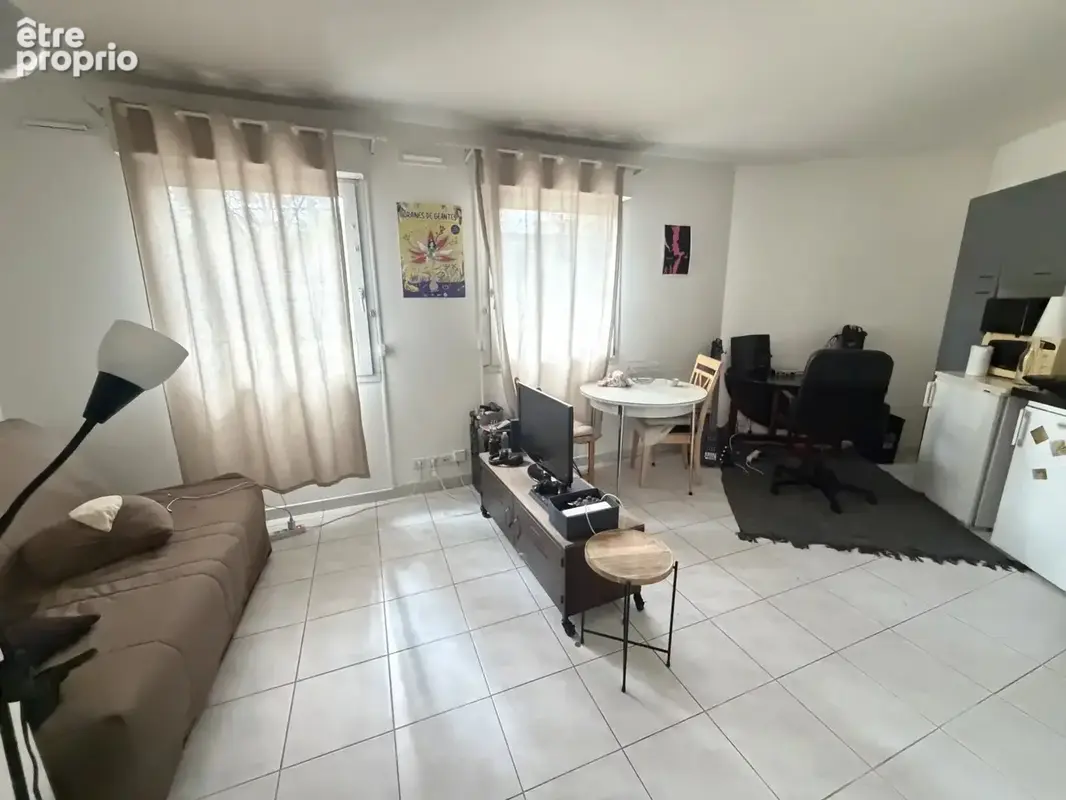 Appartement à HOUILLES