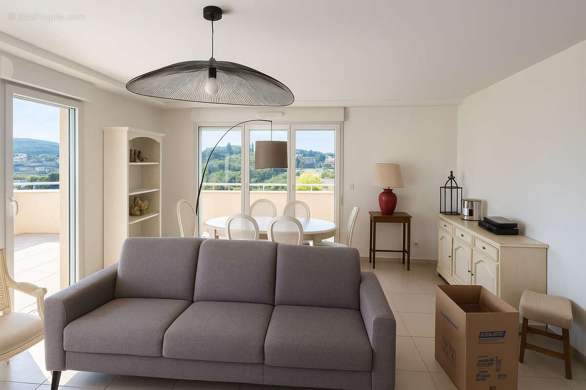 Appartement à CAGNES-SUR-MER
