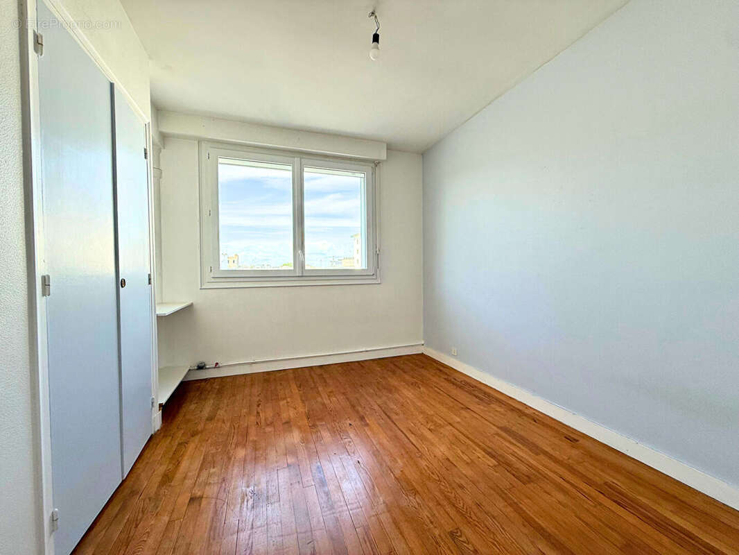 Lorient centre-ville - appartement 110 m² - 3 chambres - exposition sud - photo 4