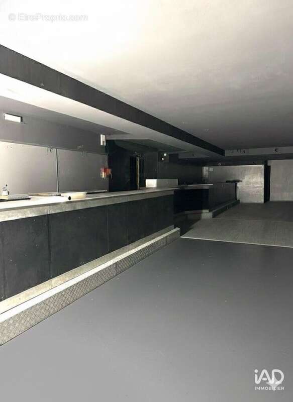 Photo 2 - Commerce à TARBES