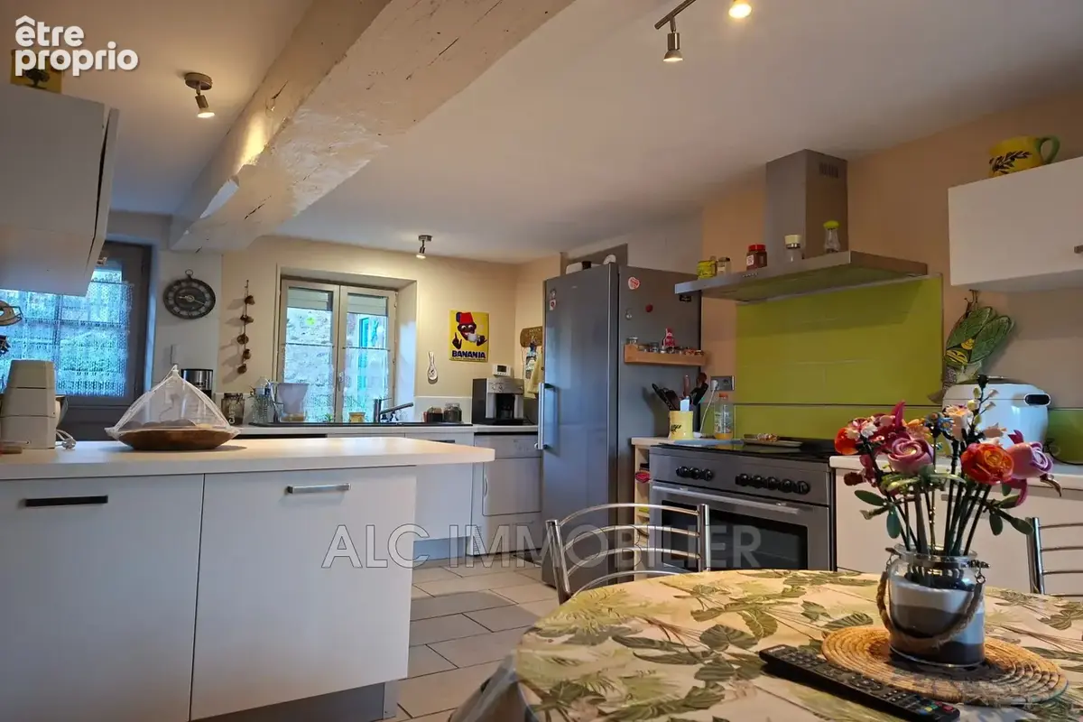 Maison 6 pièces 176 m² à vendre à Fresnay-Sur-Sarthe (72130) - photo 5
