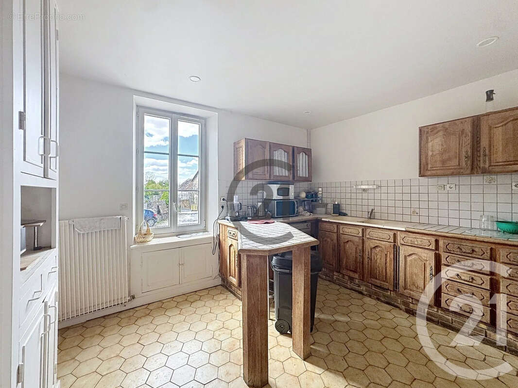 Maison 169 m² à Montmachoux  - photo 3