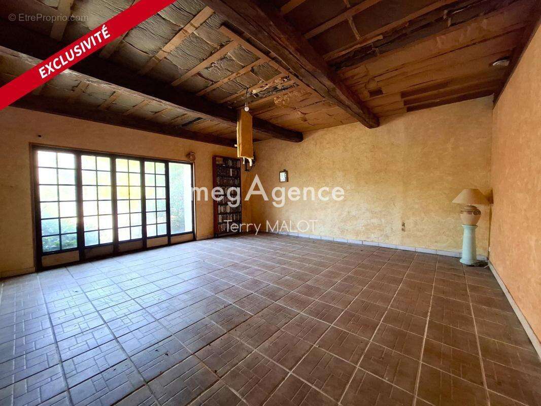 maison avec 4 chambres - photo 8