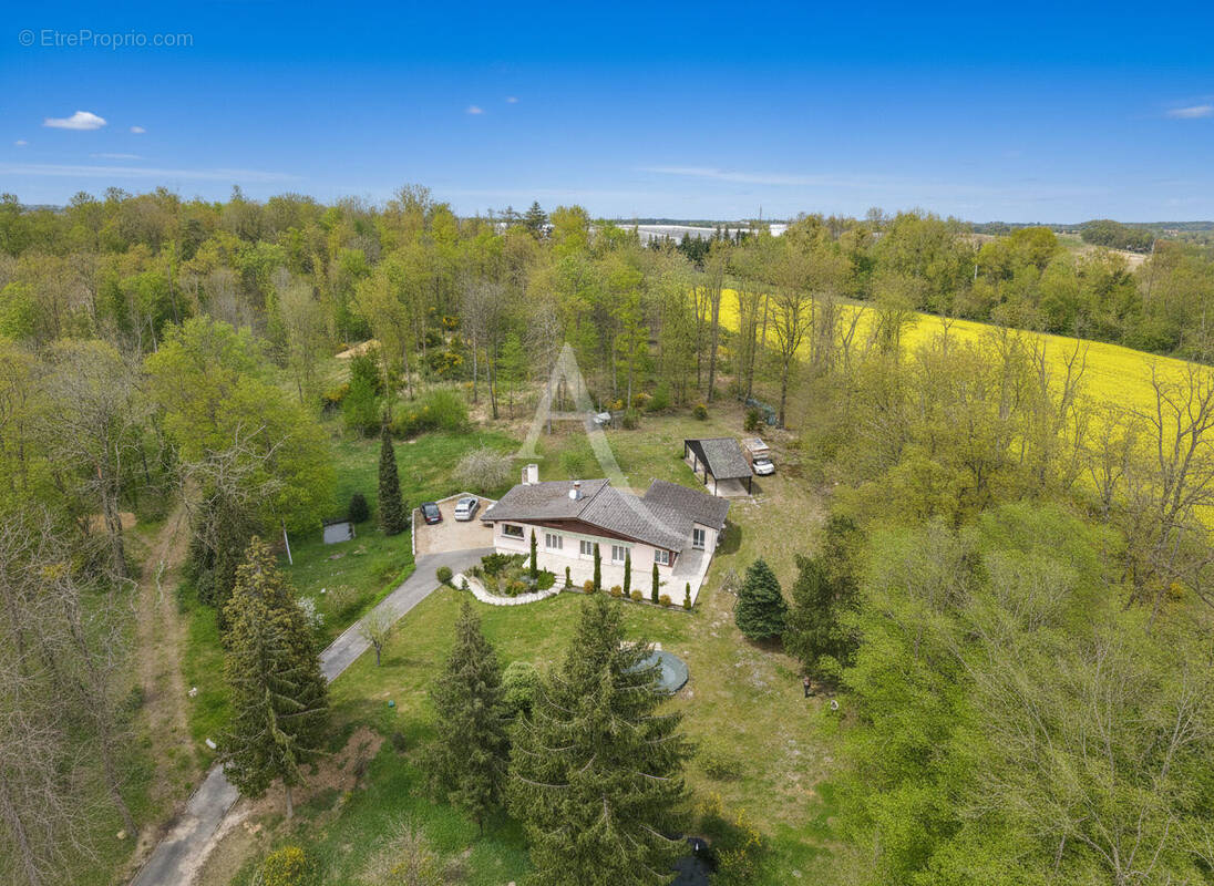 Maison à DOURDAN
