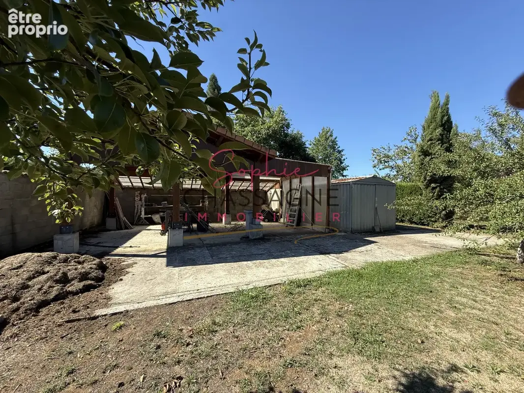 Maison familiale avec piscine et nombreuses dépendances à Lugaignac - photo 27