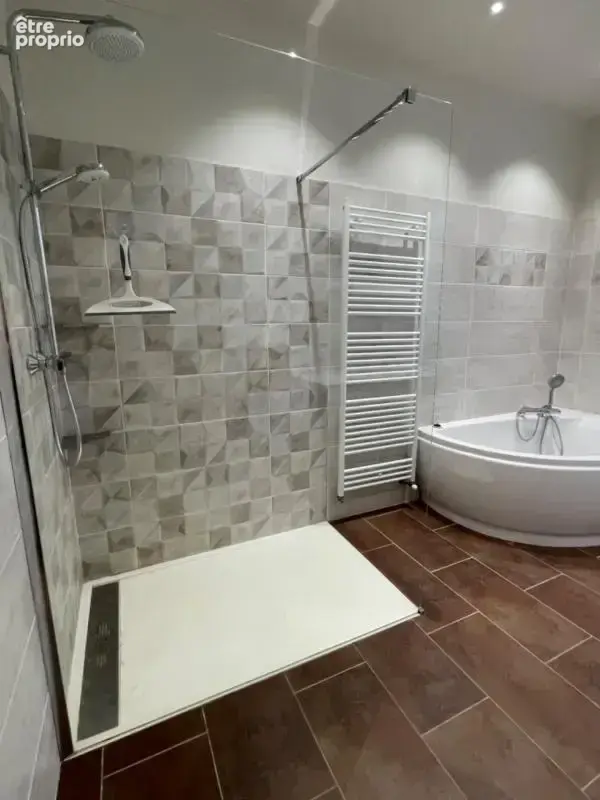 Maison de caractère en pierre, dépendances, accès rivière, 199500€ ! - photo 19