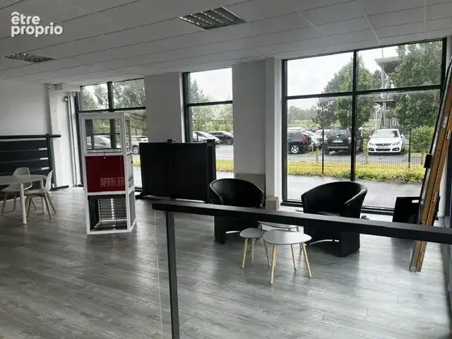 LE TEICH  - Local d’activités avec bureau 840 m² - photo 4