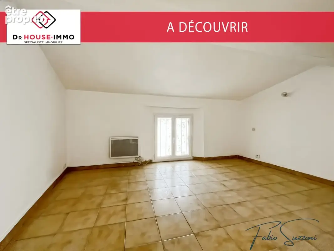 Appartement 70 m² à Gareoult  - photo 15
