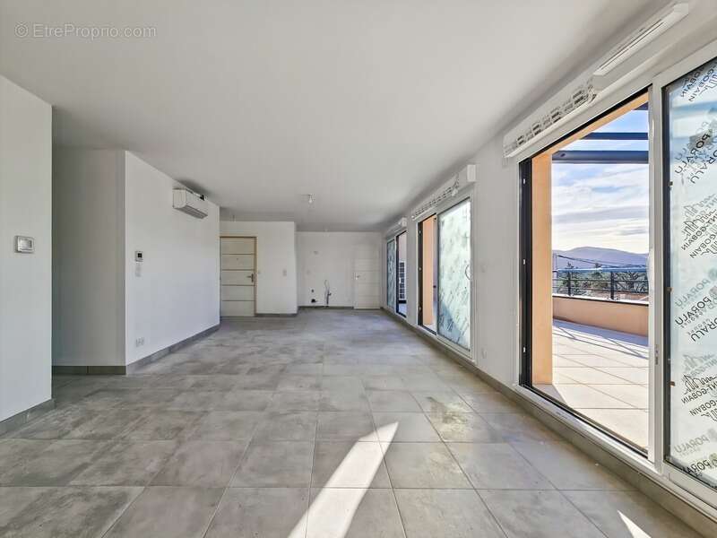 Appartement à VAUGNERAY