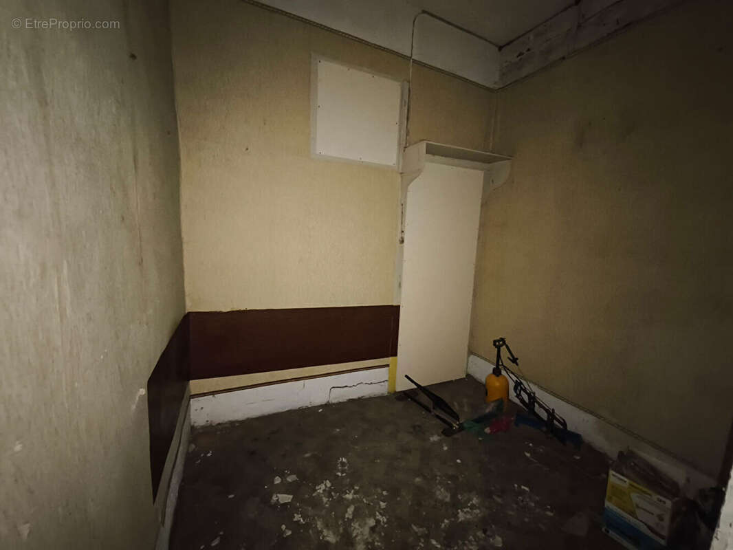 Maison 4 pièces à rénover 85m2 + box+ cours privative - photo 7