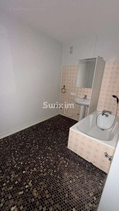 Appartement 77 m² à Chenove  - photo 6