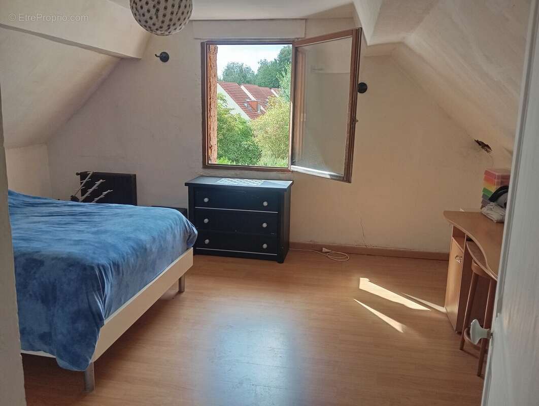 Maison à SIN-LE-NOBLE