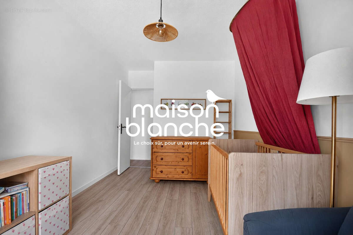 Appartement 67 m² à Talence  - photo 4