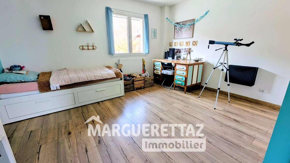 Maison à VIUZ-EN-SALLAZ