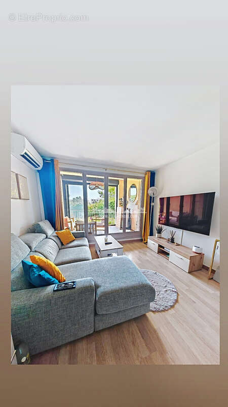 Appartement à COGOLIN