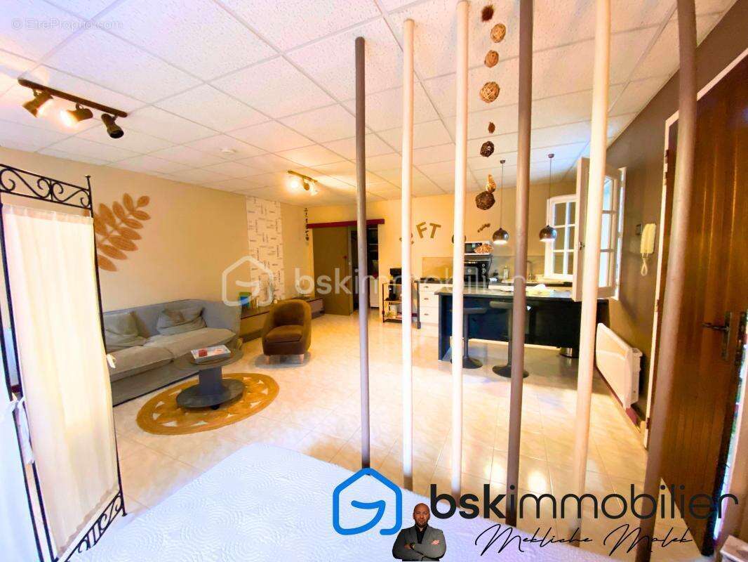 Maison à SAINT-PRIVAT-DES-VIEUX