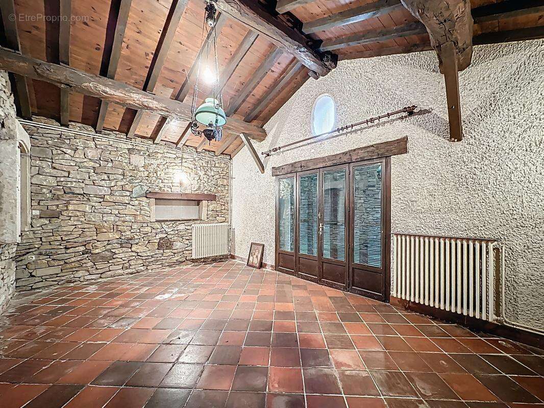 Maison à SATOLAS-ET-BONCE