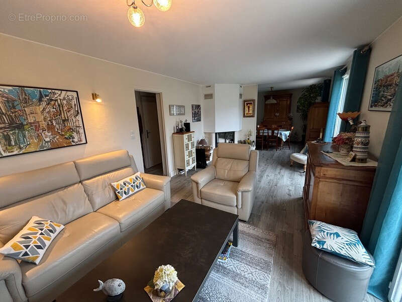 Maison à SAINT-MARTIN-DE-BOSCHERVILLE