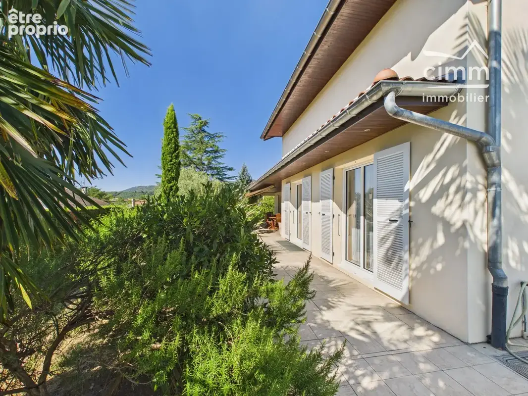 Maison 185 m² à Tullins  - photo 3