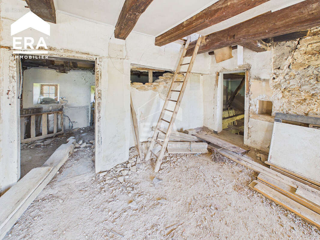Maison à MOYRAZES