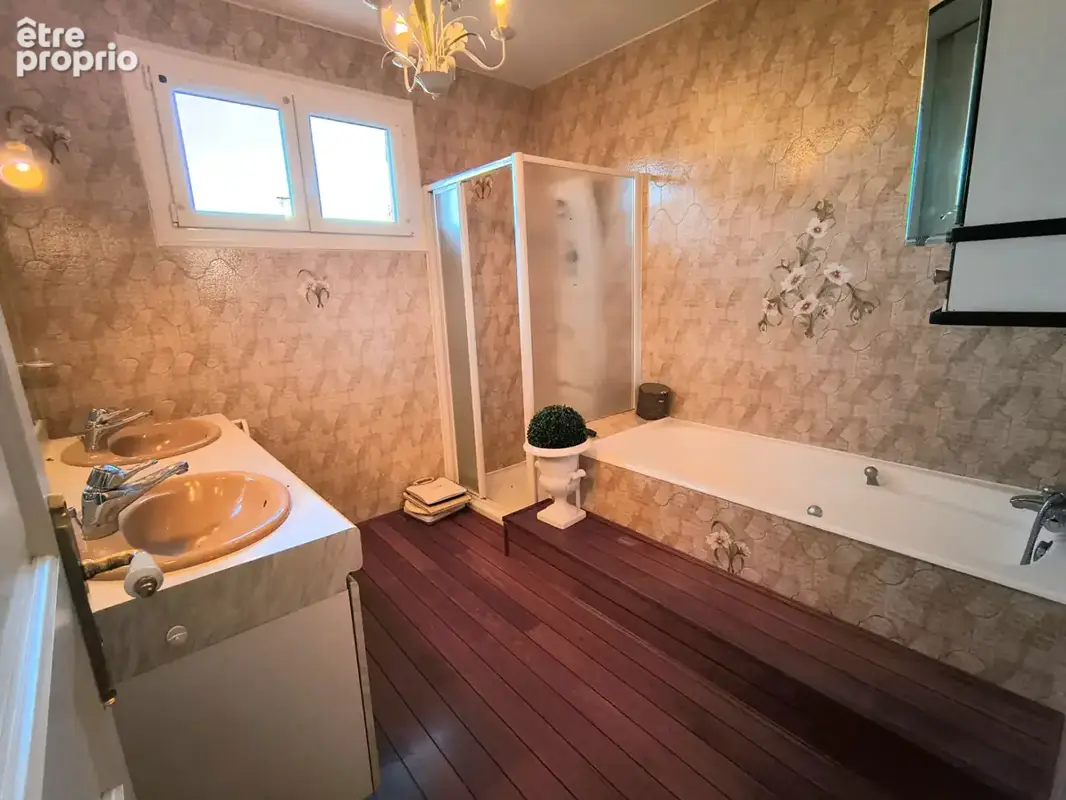 Maison Cournon D Auvergne 5 pièce(s) 120 m2 - photo 8