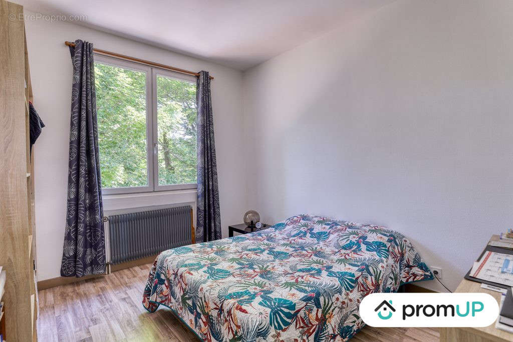 Maison à ARNAC-POMPADOUR