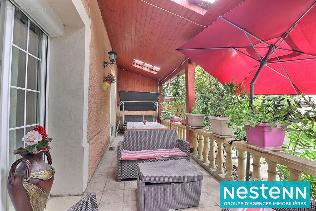 Maison à VILLEURBANNE