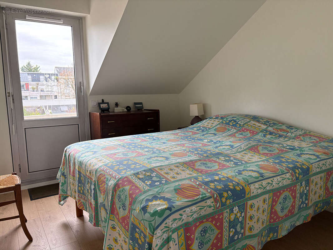 Appartement T5 seul au dernier étage traversant Est/Ouest avec balcons, ascenseur et grand garage double - photo 15
