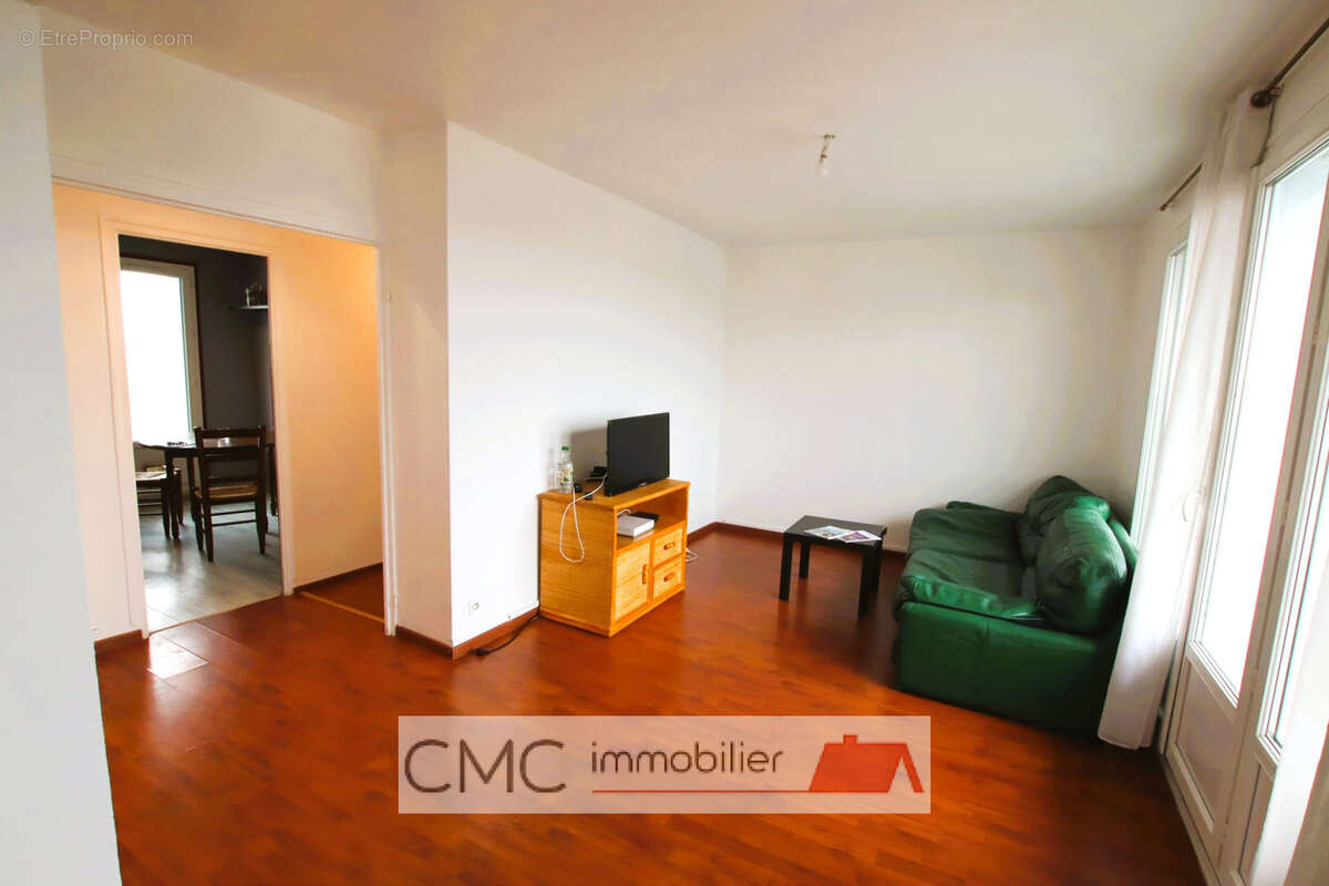 Appartement à LUCE