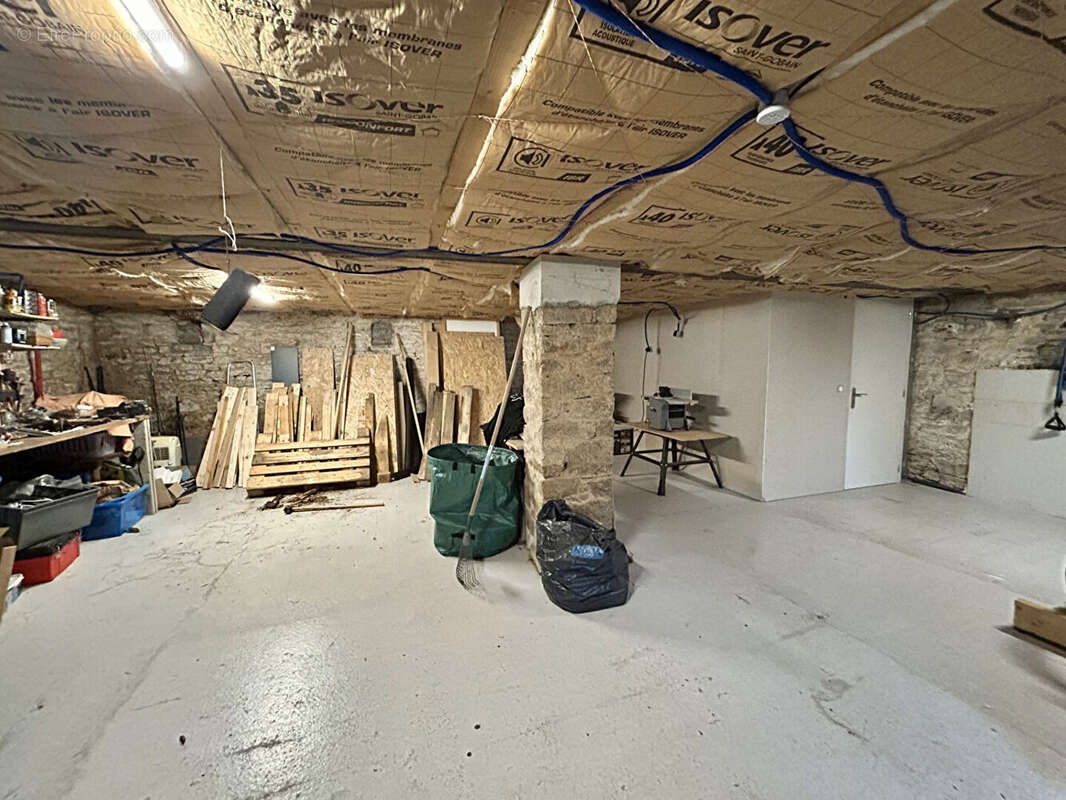 Maison à PLOUNEOUR-MENEZ