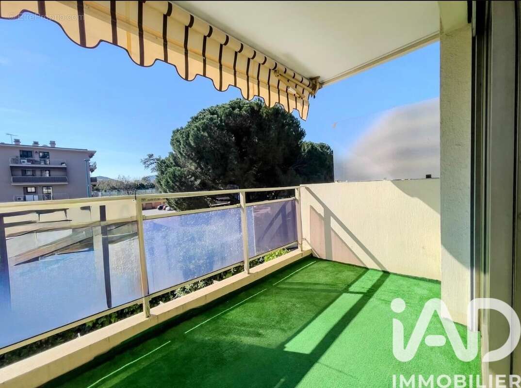 Photo 3 - Appartement à MANDELIEU-LA-NAPOULE