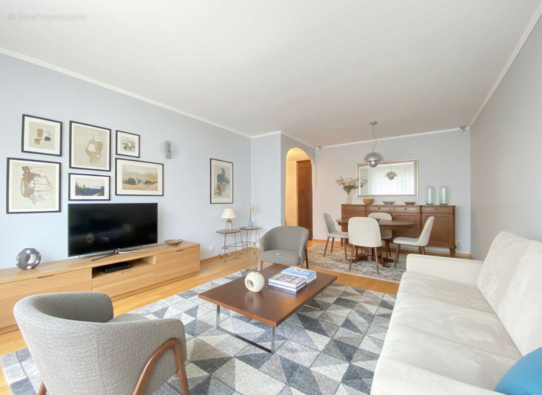 Appartement à PARIS-19E