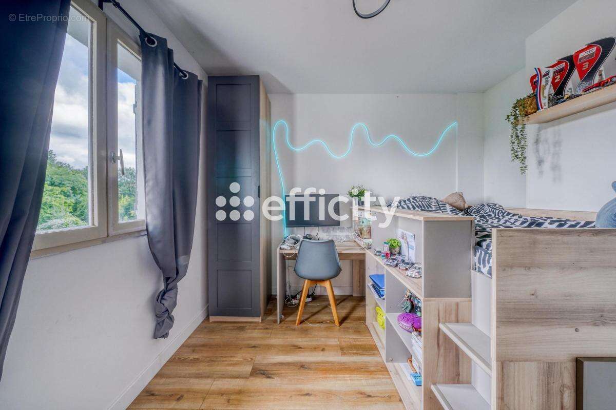 Maison à ARTIGUES-PRES-BORDEAUX
