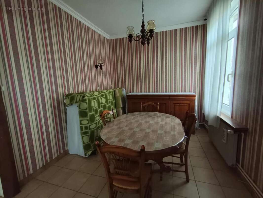 Photo 3 - Maison à ISBERGUES