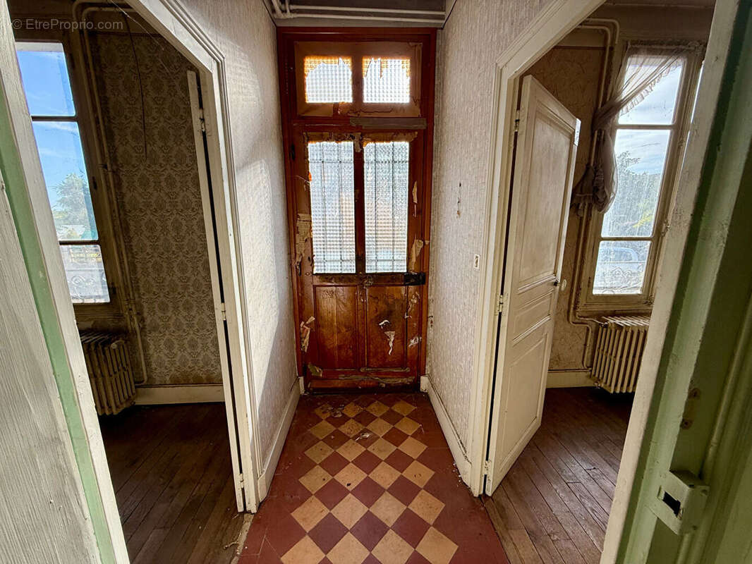Maison Yzeure 4 pièce(s) 82 m2 - photo 6