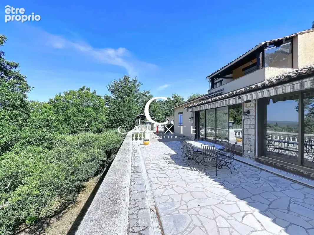 Maison 8 pièces 270 m² à vendre à Montauroux (83440) - photo 5
