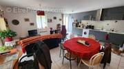 Appartement à NAY