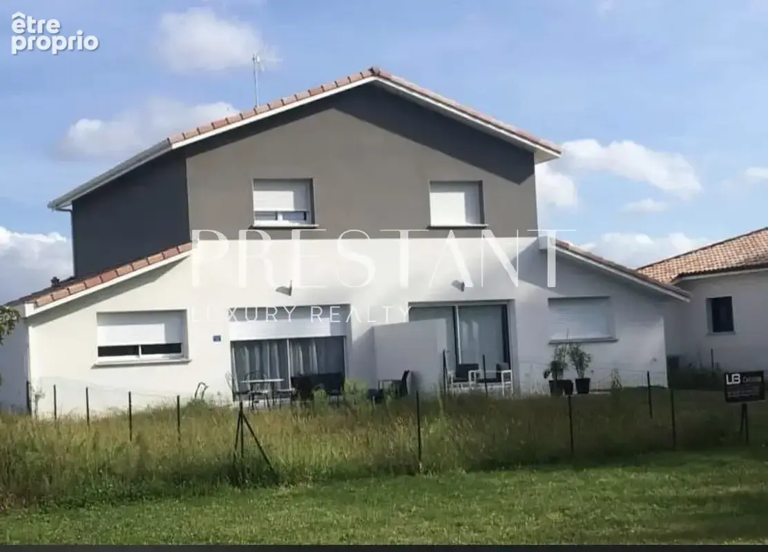 Maison à SAUBION