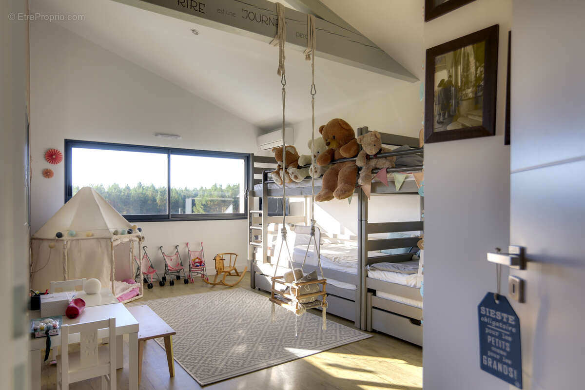 Maison à SAUBRIGUES