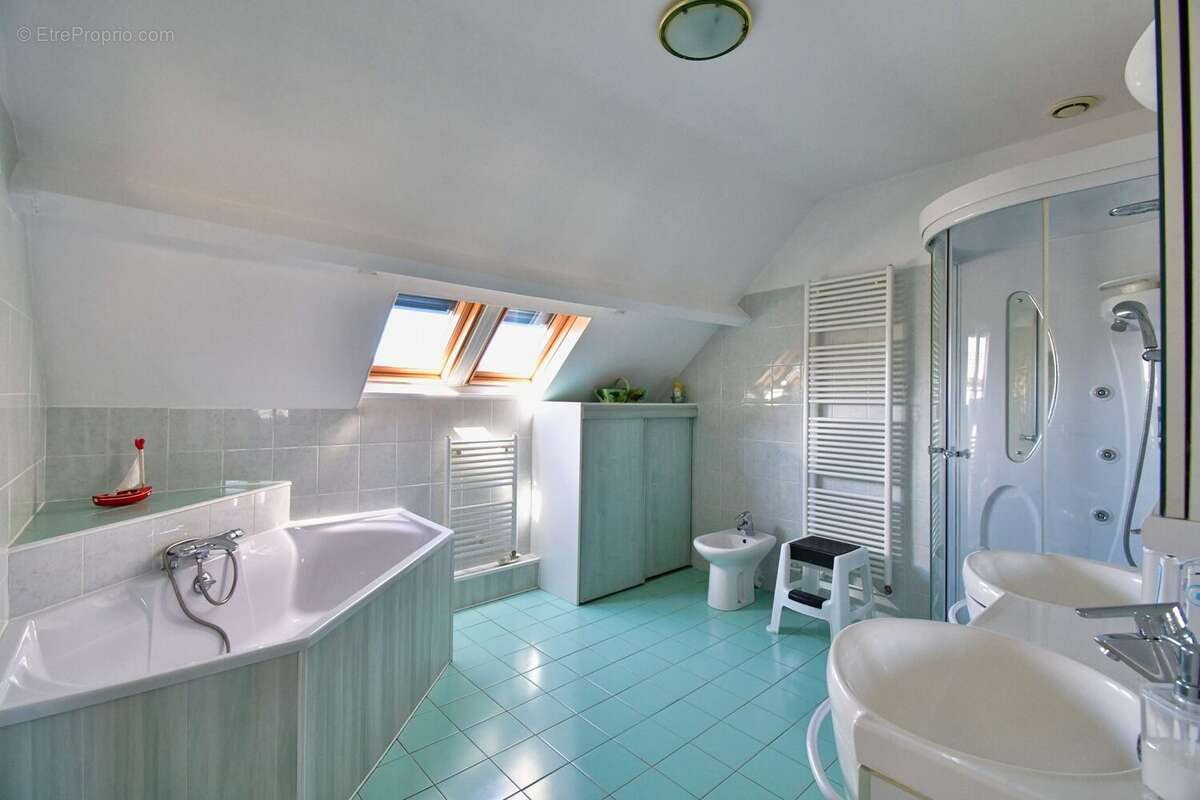 Maison 142 m² à Etang-Sur-Arroux  - photo 9